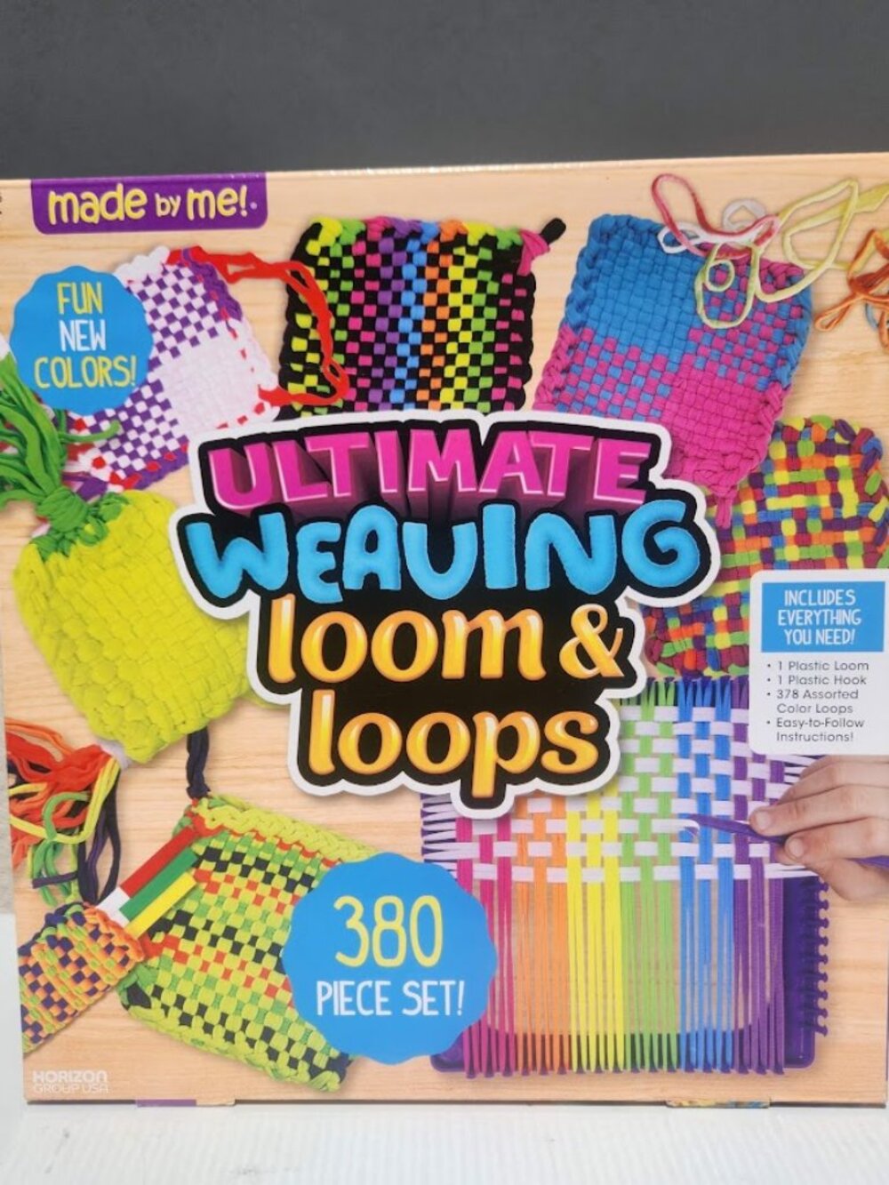 NEW Weaving Loom 378 Craft Loops + 1 Weaving Loom with Tool Potholder craft kit